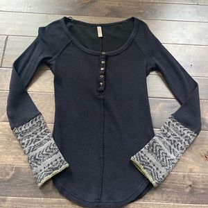 COPY - Free People Black Alpine Cuff Thermal XS